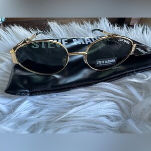 Steve Madden Mystie Sunglasses